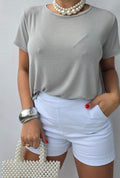 Blusa Brillante Manga Corta - Gris Plateado detalle