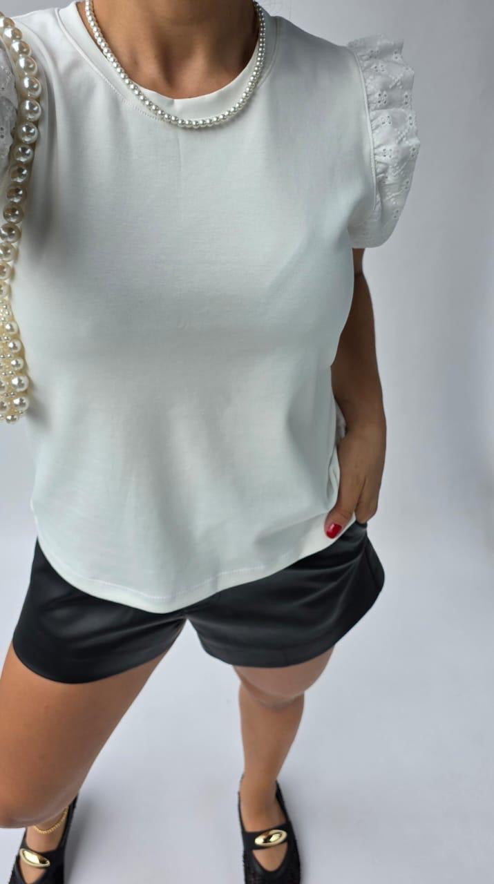 Blusa tela fría hombros ojal - Beige