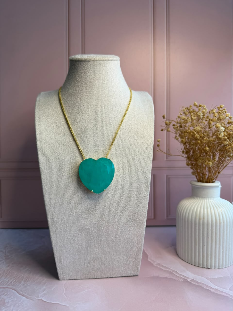 Collar Maxi Dije Corazón Esmeralda de Laboratorio en Rodio