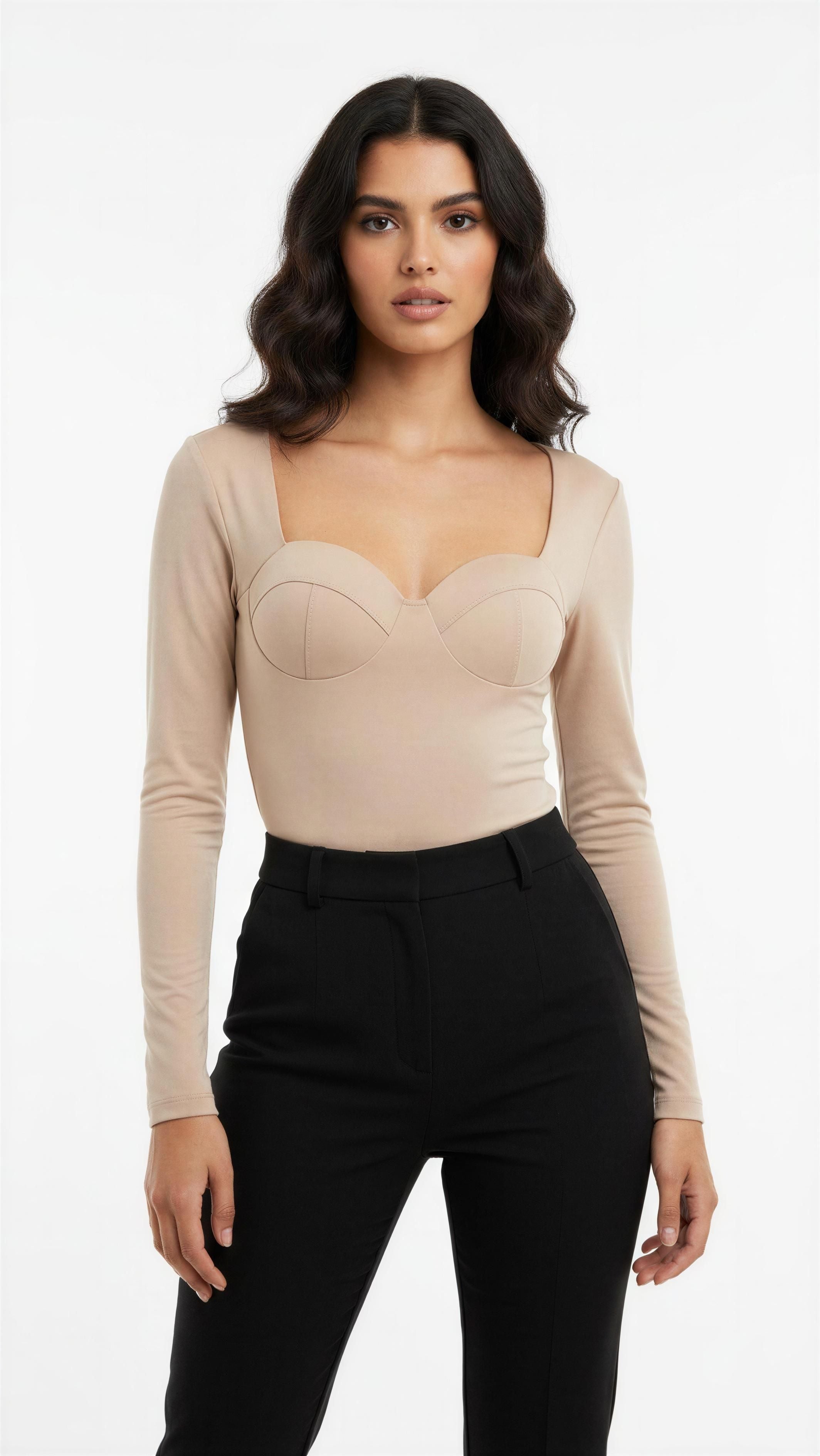 Body con copa beige