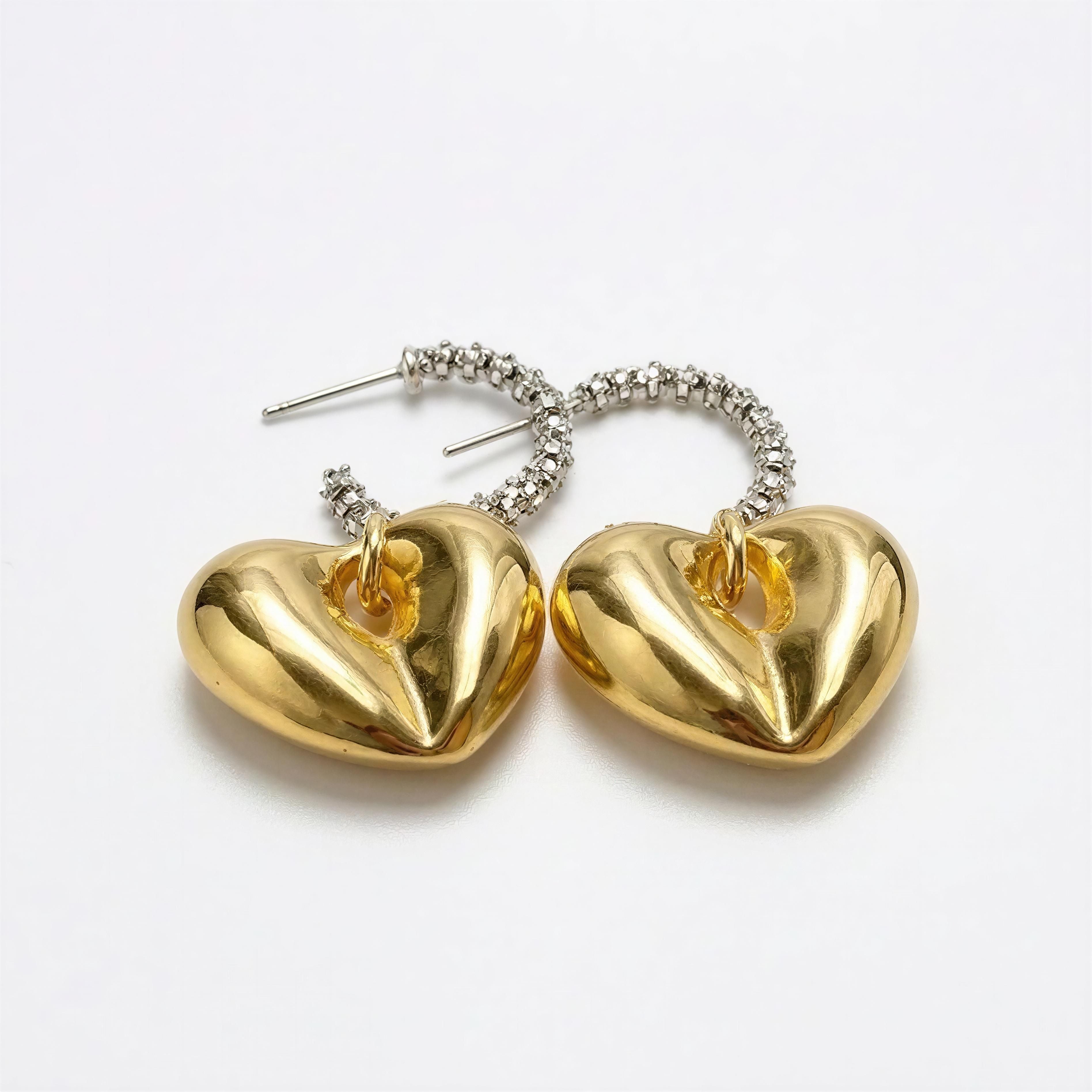 Aretes AR010 - Emi Candonga Plateada y Corazón Dorado